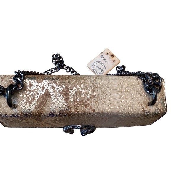 UNIQUE MERMAID HORSESHOE SNAKE EMBOSSED HANDBAG/CROSSBODY NWT - Picture 9 of 13